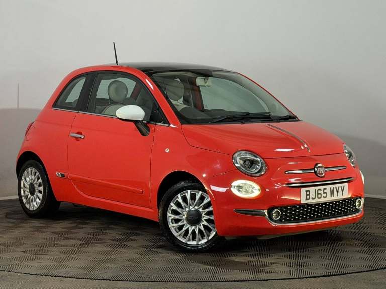 LOW MILEAGE 2015 65 FIAT 500 LOUNGE 1.2 PETROL MANUAL PANORAMIC ROOF 60+ MPG