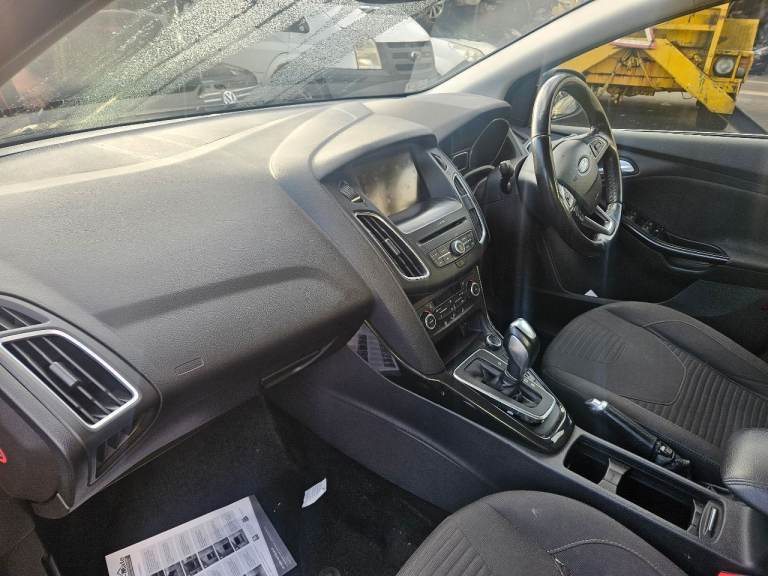 Breaking for parts only focus 1.6 petrol automatic 15 plate mk3