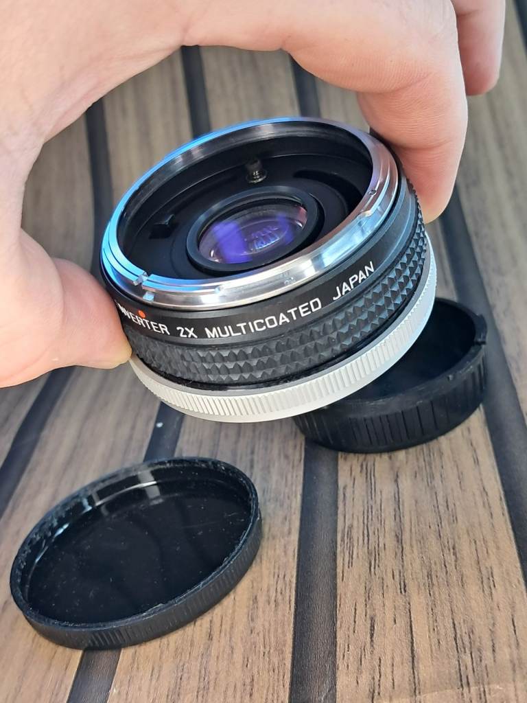 good condition Hoya Auto Teleconverter 2x Multicoated.Suitable for canon with original leather box