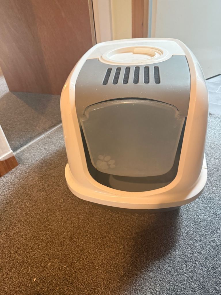 Free XL litter tray