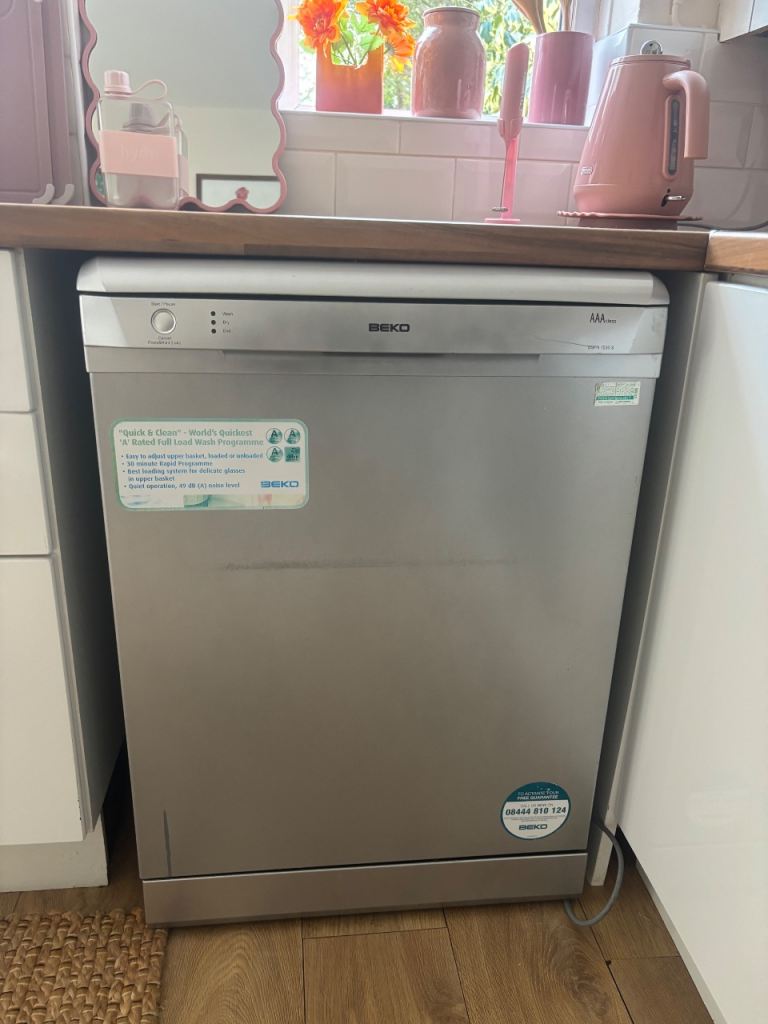 FREEEE Dishwasher for parTs free 