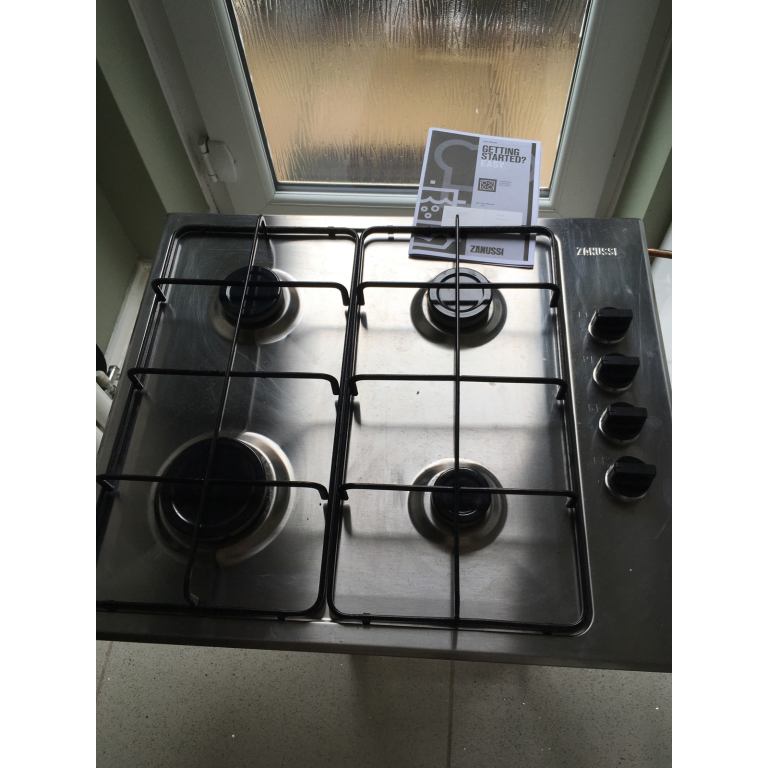 Zanussi 4 burner gas hob mod ZGNN640X