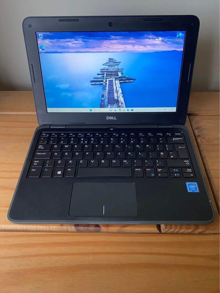 💻 Dell Latitude 3190 – Rugged School Laptop – New Battery – Windows 11 Pro Education