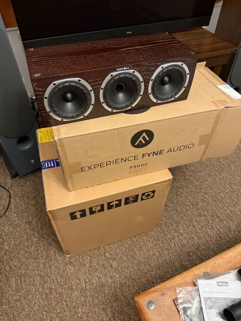 Fine audio centre speaker