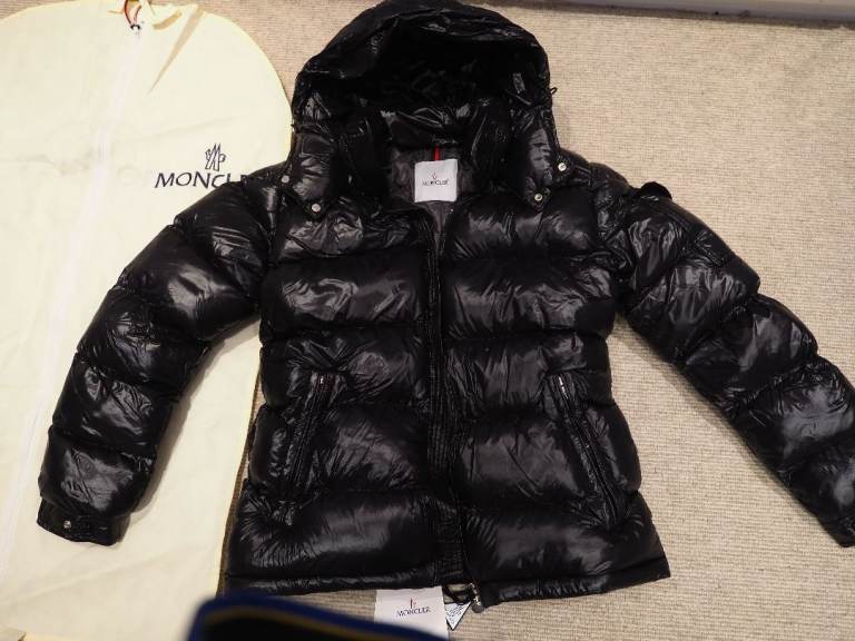Moncler Men's Jacket Medium (new with tags)