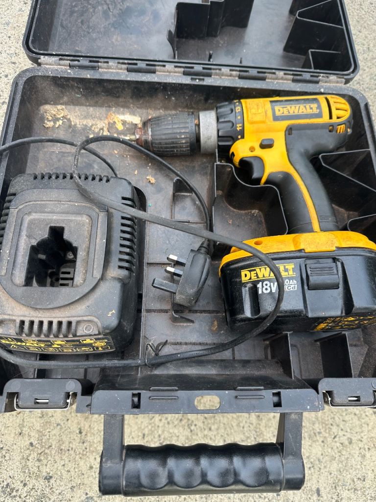 Dewalt 18V Drill