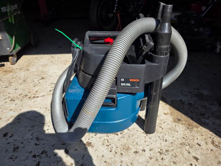 Bosch Gas 1000 Professional Vacuum
