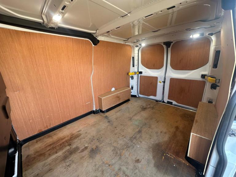 2022 Ford Transit Custom 2.0 300 EcoBlue Limited L1 H1 Euro 6 (s/s) 5dr PANEL VAN Diesel Manual