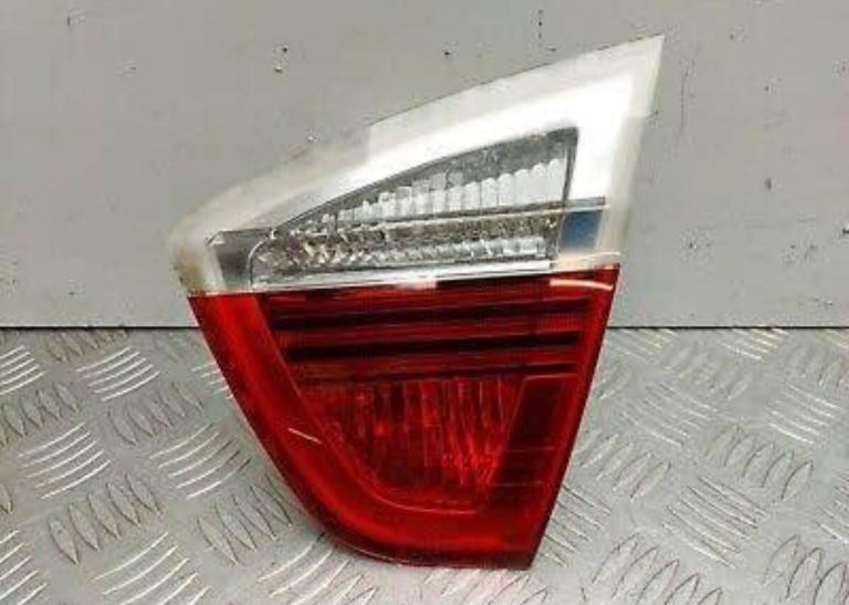 BMW 3 Series E90 Rear Light Lamp In Trunk Lid Right O/S 6937460