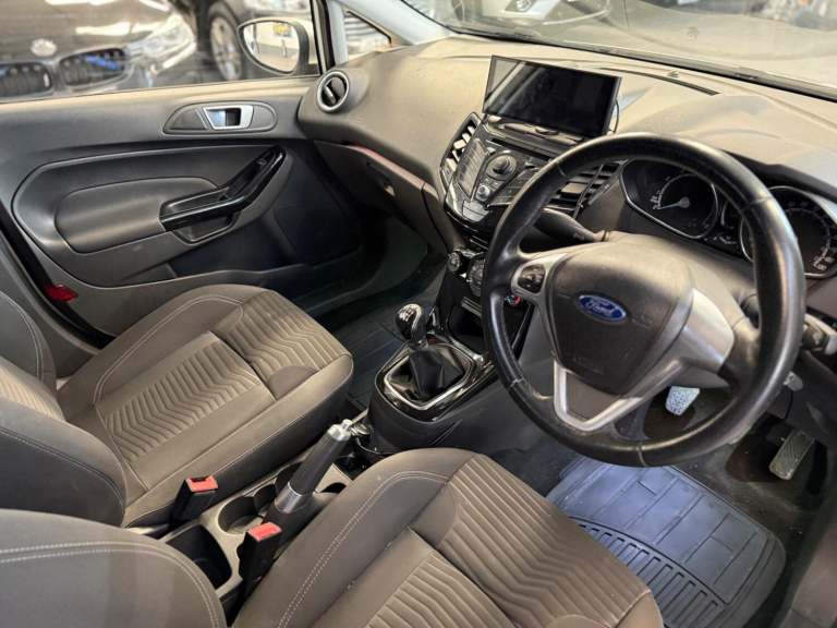 FORD FIESTA 1.3 Zetec 2013