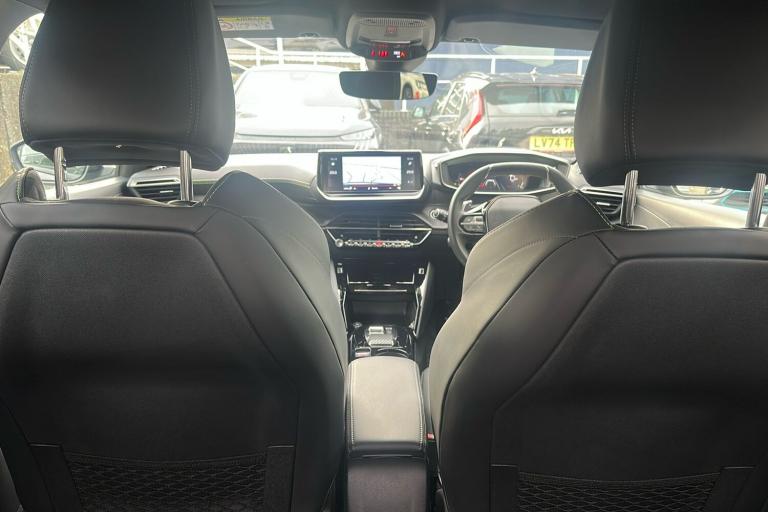  Peugeot 208 1.2 Puretech Gt Hatchback 5dr Petrol Eat Euro 6 s/s 100 Ps Petrol