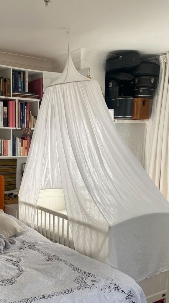 John Lewis crib white wood Mamas & Papas - Flyn Baby Cotbed - White House with mattress