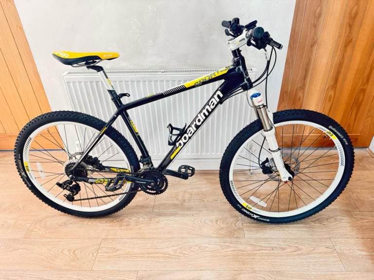 27.5” Boardman sport txc mountain bike in very good condition all fully working 