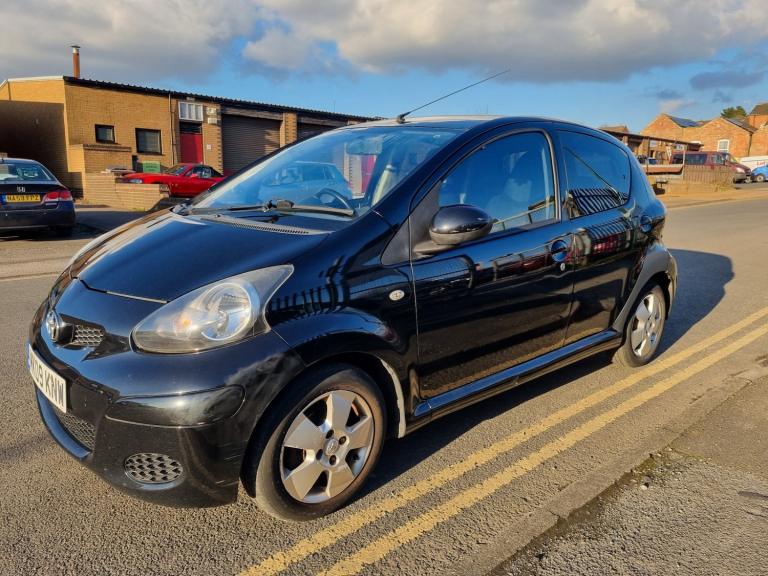 2009 Toyota AYGO 1.0 VVT-i Black 5dr [AC] MMT HATCHBACK Petrol Automatic