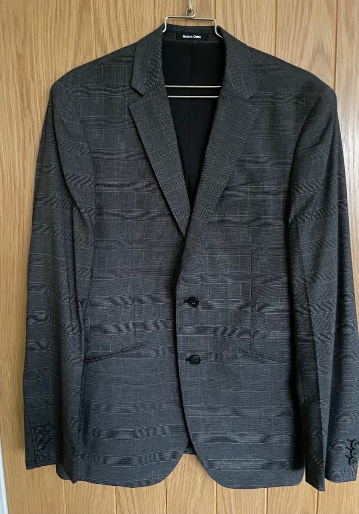 Primark men’s dark grey check single breasted jacket, immaculate condition,  40” chest. 