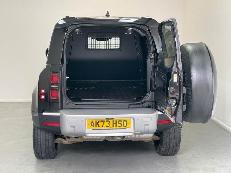 2023 Land Rover Defender D250 Hard Top 110 3.0l Auto SUV Diesel Automatic