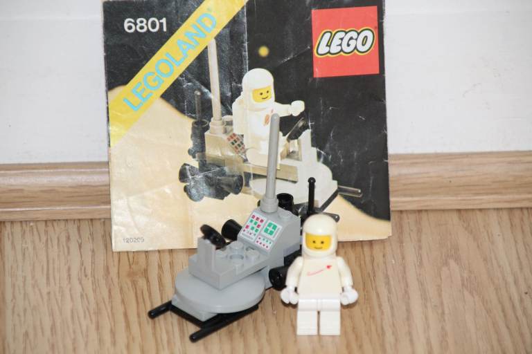 3 Lego Space/Iceplanet sets: 6801 Moon Buggy * 6806 Surface Hopper * 6814 Ice Tunnelator
