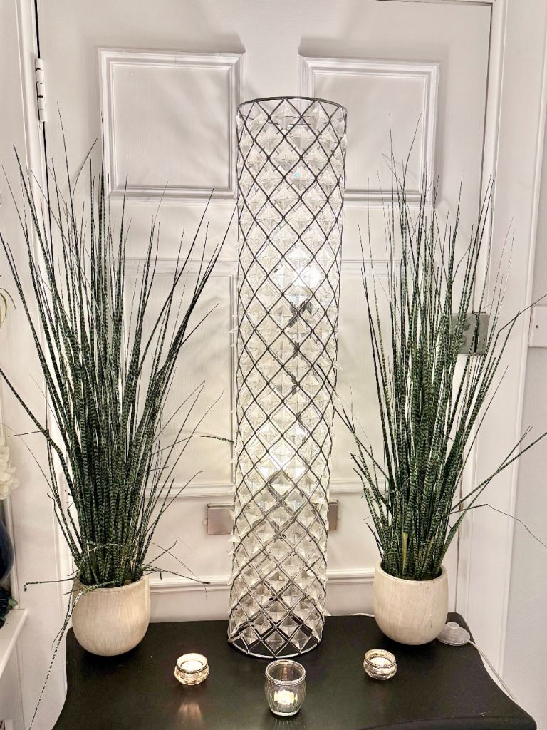 Classic Tall floor/table lamp, 2 bright bulbs, silver plastic crystals, great working order