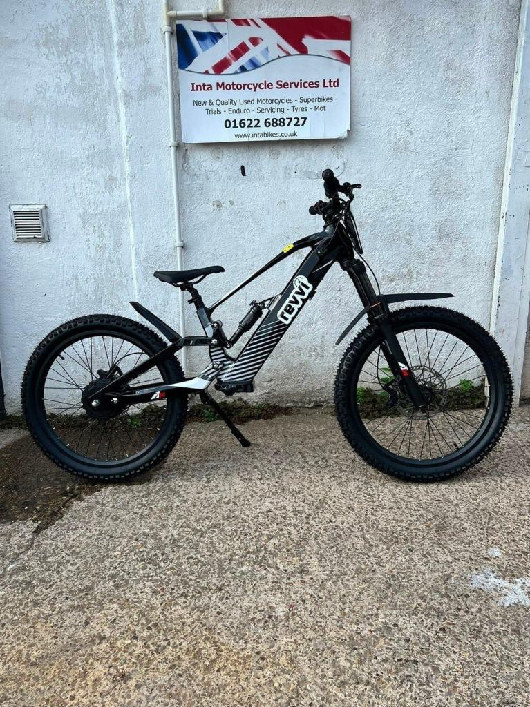 NEW REVVI 24 KIDS ELECTRIC BIKE NOW IN STOCK