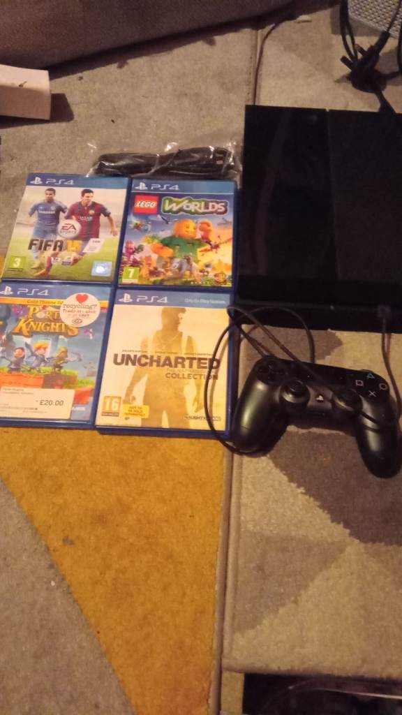 Playstation 4 cuh 1116a console games bundle great condition 