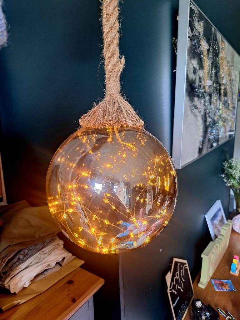 Festive rope led ball