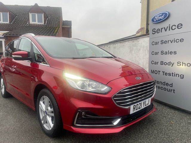  Ford S-MAX S-MAX TITANIUM 2.0 150ps ECOBLUE Euro6 Diesel