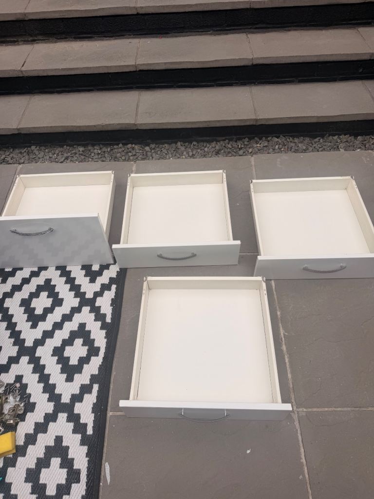 Set of 4 White Storage Drawers with Handles