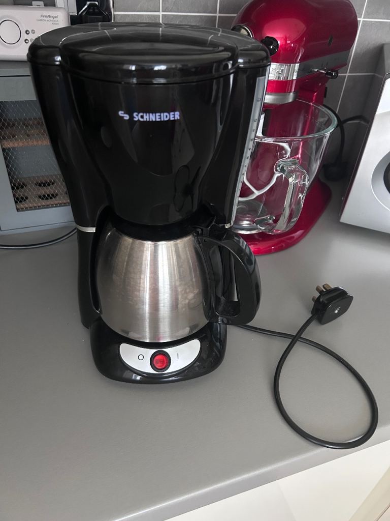 Schneider Coffee Machine with Thermal Carafe – Good Condition