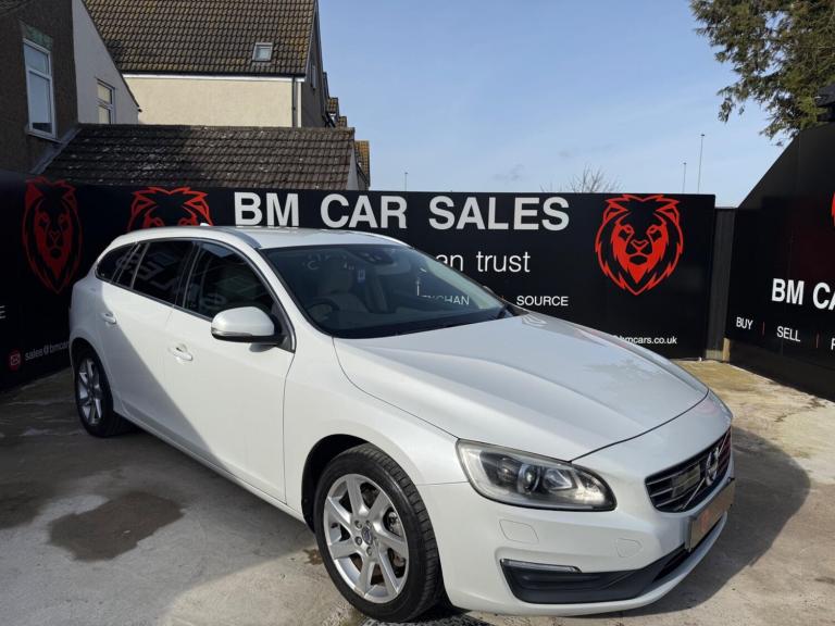 2025 Volvo V60 T4 [180] SE Lux Premium 5dr Powershift ESTATE PETROL Automatic