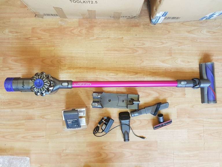 dyson v6 animal cordless vacuum cleaner Handheld filters washed and dried new battery t