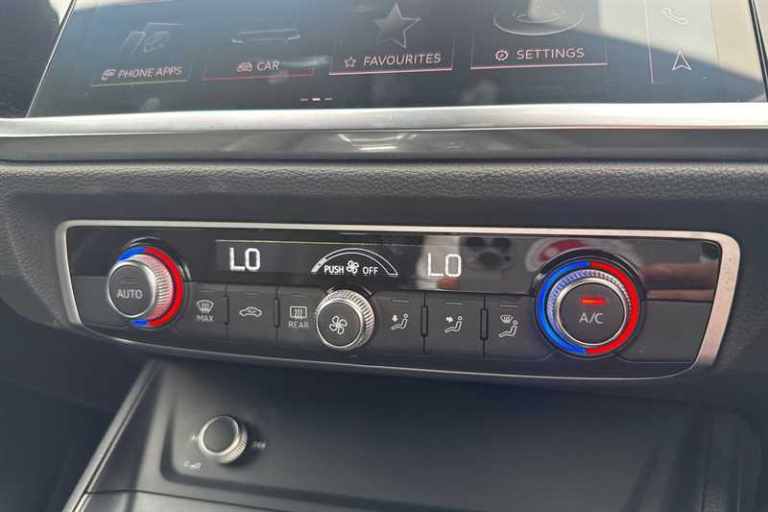 2021 Audi Q3 35 TFSI S Line 5dr S Tronic ESTATE PETROL Automatic