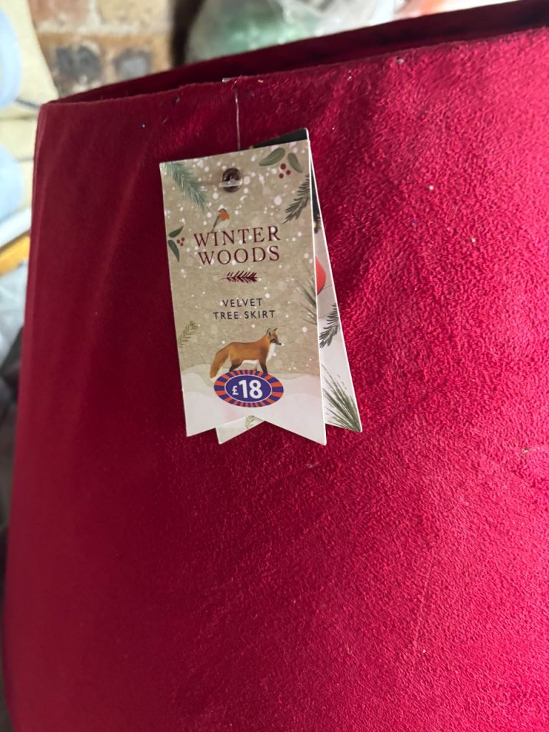 Christmas tree skirt 