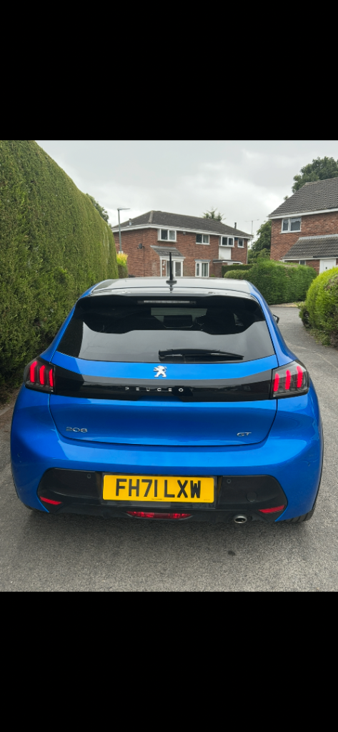 Peugeot, 208, Hatchback, 2022, Semi-Auto, 1199 (cc), 5 doors