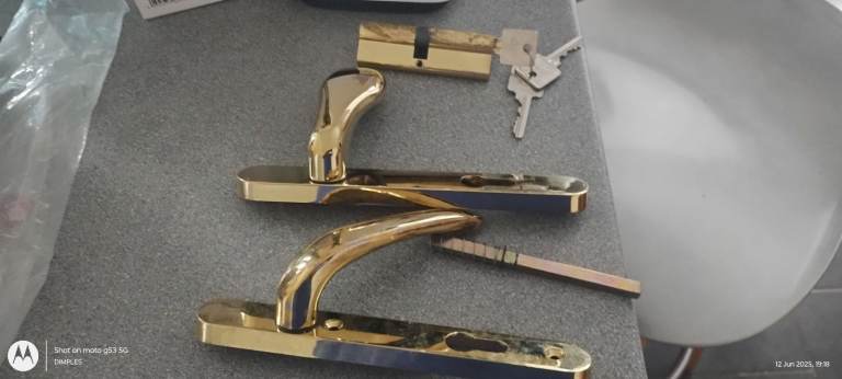 Door handle and lock set