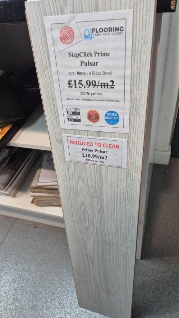 StepClick Prime Pulsar 8mm Laminate Flooring