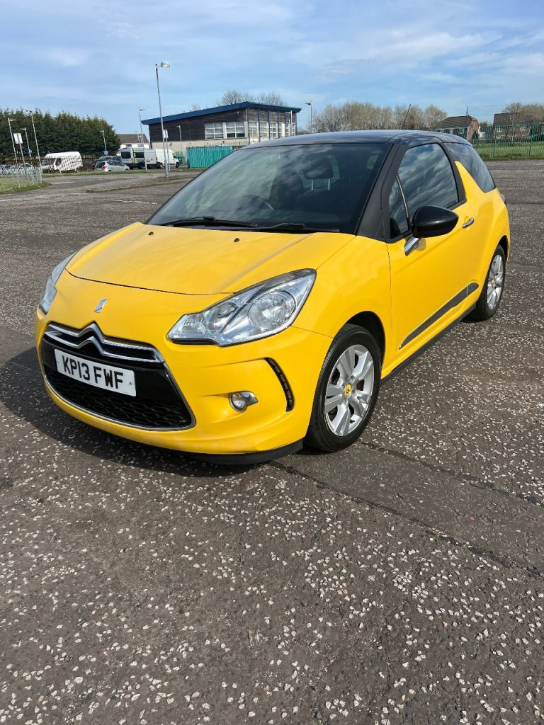 Citroen, DS3, Hatchback, 2013, Manual, 1598 (cc), 3 doors