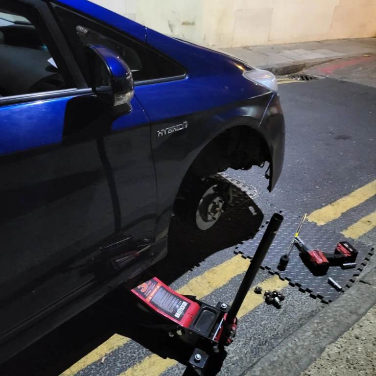 🚗 Mobile Tyre Callout – East London  & Essex Areas