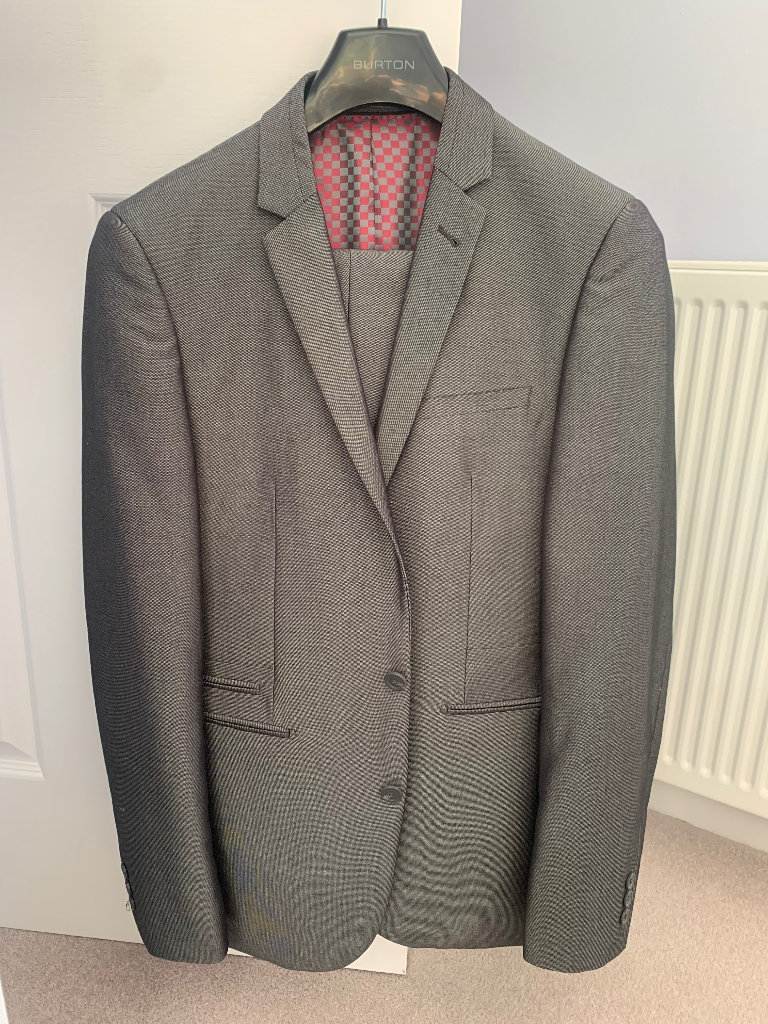 Men’s suit