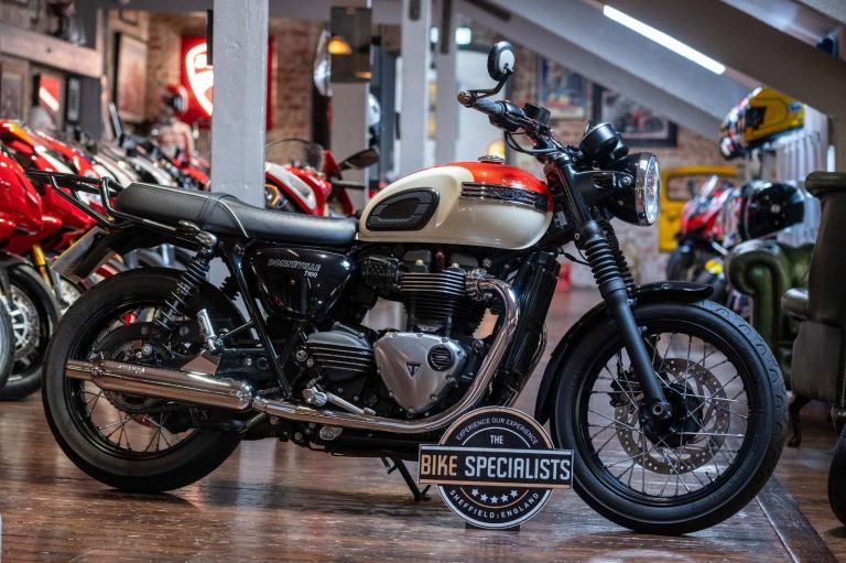 Triumph Bonneville T100 *Stunning Example*