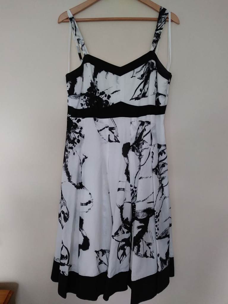 BLACK & WHITE DRESS AND SHRUG