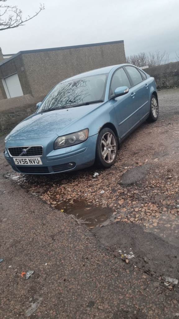 Spares or repairs volvo s40