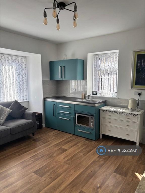 1 bedroom flat in Timberdine Avenue, Worcester, WR5 (1 bed) (#2225931)