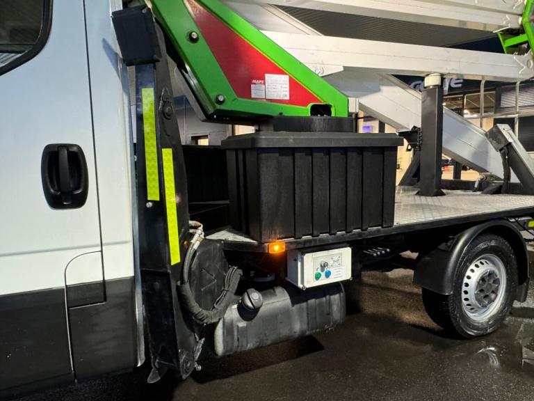 2018 Iveco Daily CHERRY PICKER 2.335S12 3500KG NO VAT! CHASSIS CAB Diesel Manual