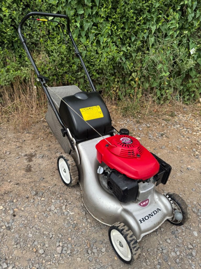 Honda Izy petrol lawn mower good working order
