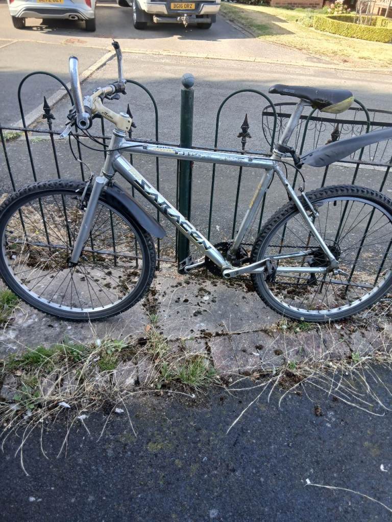 Saracen Mountain Bike - Silver, Fair Condition