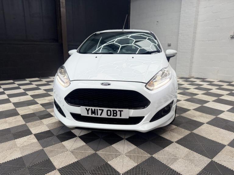 2017 Ford Fiesta 1.0T EcoBoost ST-Line Euro 6 (s/s) 3dr Hatchback Petrol Manual