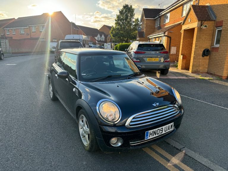 Mini Cooper Hatchback 1.6 Petrol Manual Great condition