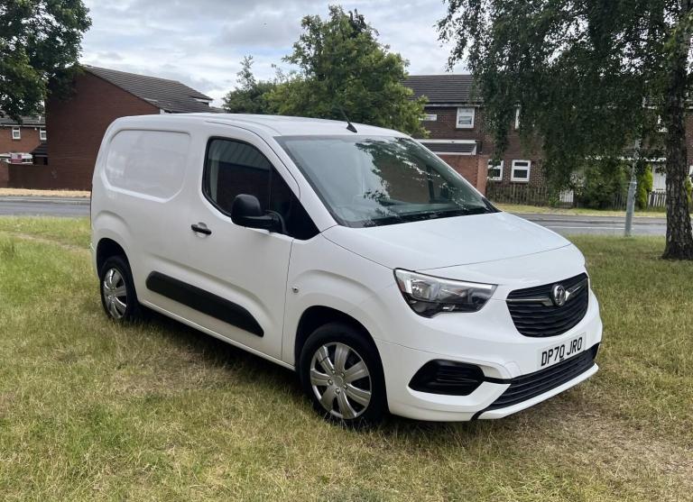 VAUXHALL COMBO 1.6 Turbo D 2300 Sportive 2020