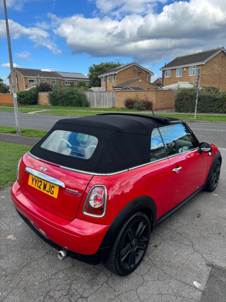 Mini, CONVERTIBLE, Convertible, 2012, Semi-Auto, 1995 (cc), 2 doors