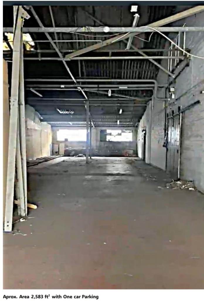 Big Commercial Unit in Edmonton London 